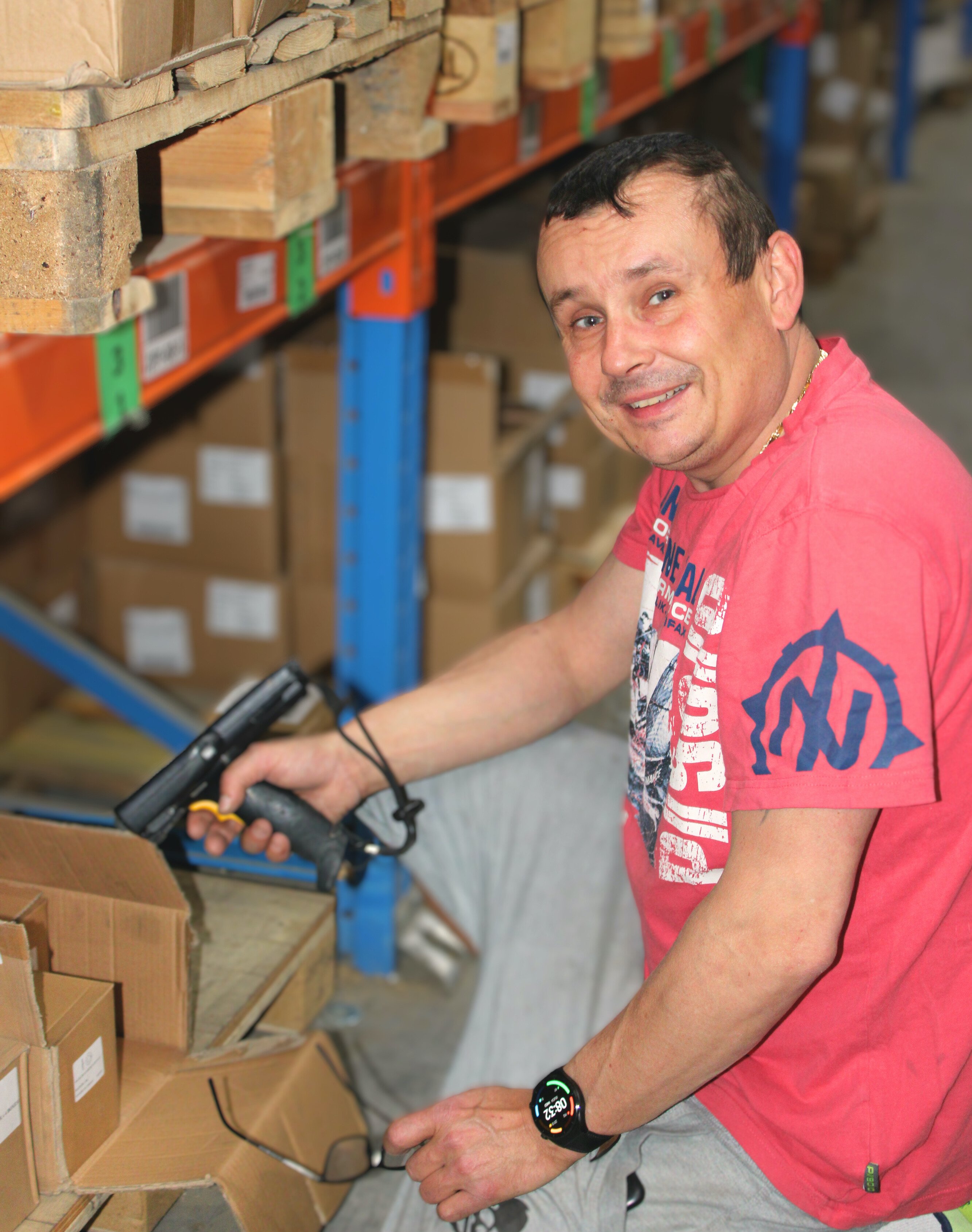 Skladový disponent v oblasti spojovacího materiálu | BMKco s. r. o.